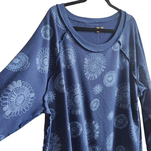 Life Is Good Womens Blue Crewneck Sweatshirt-Raw Seams-AllOverCelestial Print L - Picture 2 of 12